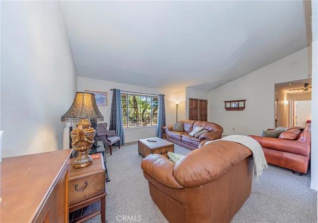 3rd image of 29610 Kit Carson Ct, Coarsegold, CA 93614 | MLS# FR26127754