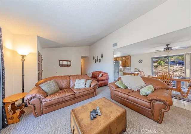 4th image of 29610 Kit Carson Ct, Coarsegold, CA 93614 | MLS# FR26127754