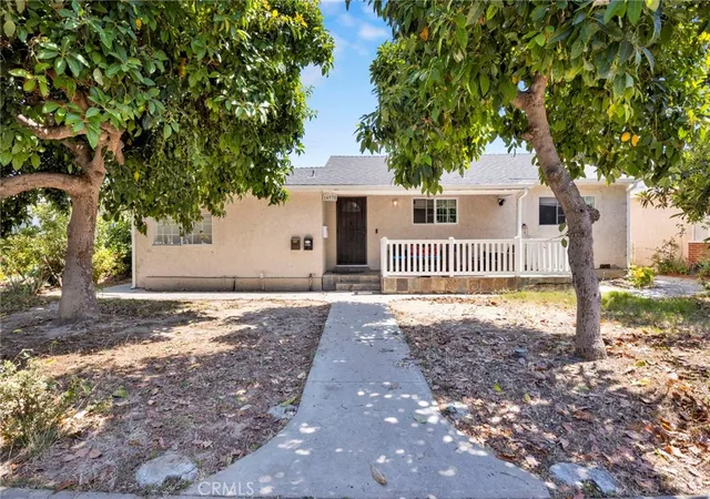Photo 3 of Single family home for sale at 16938 Hartland St, Van Nuys, CA 91406 | MLS# SR26127767 | Listing updated on 2026-06-16