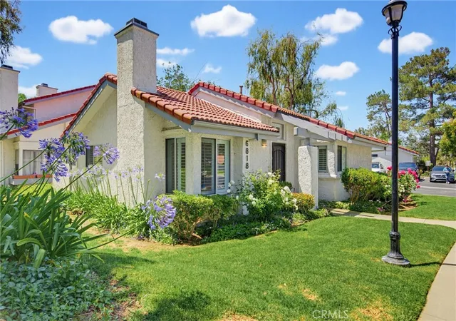 Homes for sale in Oak Park, CA | 6818 Poppyview Dr, Oak Park, CA 91377 | MLS# BB26113993