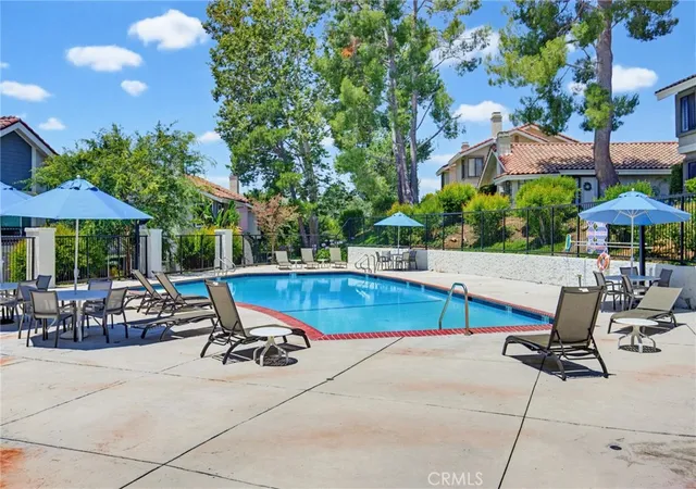 Homes for sale in Oak Park, CA | 6818 Poppyview Dr, Oak Park, CA 91377 | MLS# BB26113993