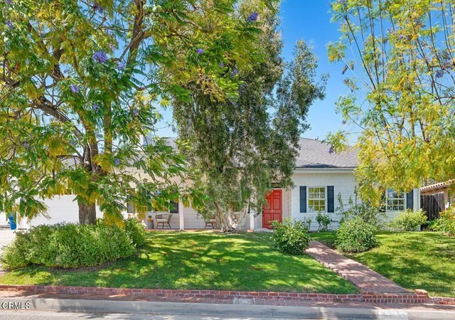 1st image of 1109 Wiladonda Dr, La Canada Flintridge, CA 91011 | MLS# P1-27580