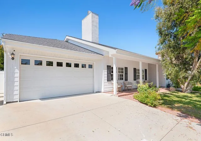 3rd image of 1109 Wiladonda Dr, La Canada Flintridge, CA 91011 | MLS# P1-27580