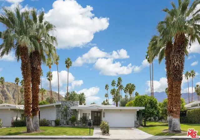 1st image of 1585 E Sierra Wy, Palm Springs, CA 92264 | MLS# 26846367