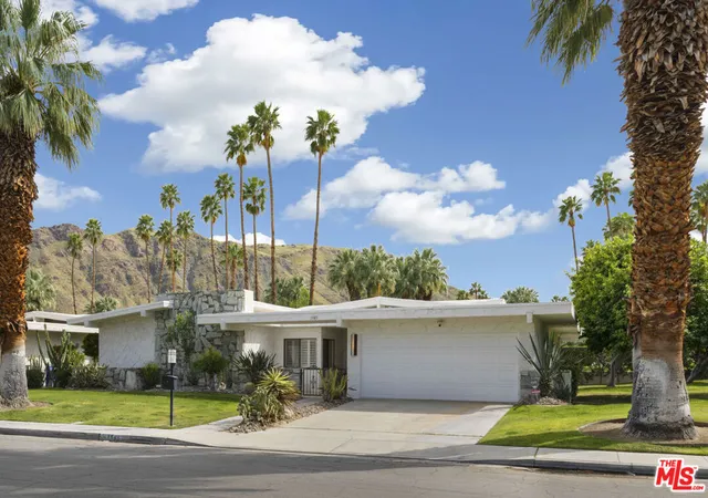 4th image of 1585 E Sierra Wy, Palm Springs, CA 92264 | MLS# 26846367