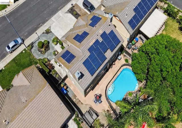 Photo 1 of Sale Pending at 894 Stonewood Dr, Brentwood, CA 94513 | MLS# 41138000 | Listing updated on 2026-09-26