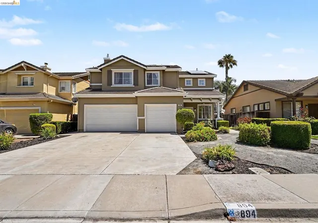 Photo 2 of Sale Pending at 894 Stonewood Dr, Brentwood, CA 94513 | MLS# 41138000 | Listing updated on 2026-09-26