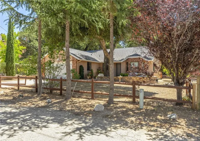 3rd image of 39436 Calle El Fuente, Green Valley, CA 91390 | MLS# SR26127831