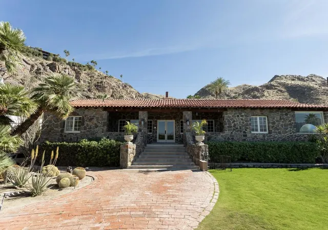 Photo 3 of Single family home for sale at 2350 S Araby Dr, Palm Springs, CA 92264 | MLS# 219149096DA | Listing updated on 2026-10-02