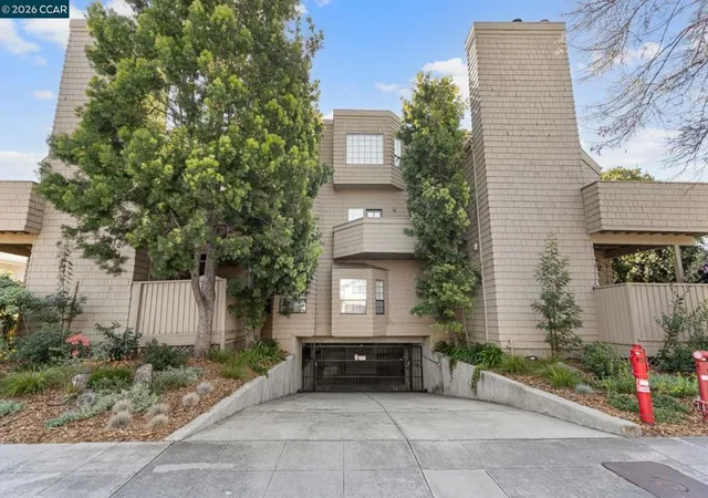 Homes for sale in Palo Alto, CA | 443 College Ave, Palo Alto, CA 94306 | MLS# 41138012