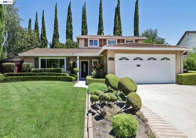 Homes for sale in Pleasanton, CA | 2383 Corte De La Jara, Pleasanton, CA 94566 | MLS# 41138011