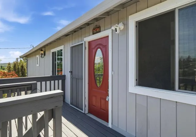 4th image of 617 Pebble Dr, El Sobrante, CA 94803 | MLS# ML82050684