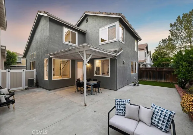 Photo 3 of Sale Pending at 12 Baneberry, Aliso Viejo, CA 92656 | MLS# OC26119807 | Listing updated on 2026-09-17