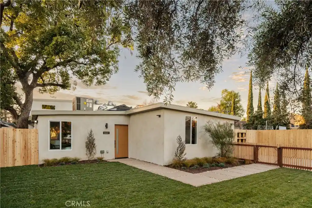 Multi family home for sale at 6441 Satsuma Ave, North Hollywood, CA 91606 | MLS# DW26127331