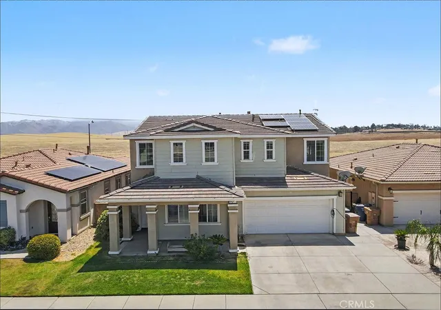 Photo 2 of Single family home for sale at 5927 Pilar Way, Bakersfield, CA 93306 | MLS# SR26127710 | Listing updated on 2026-09-20
