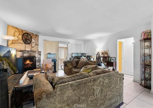 4th image of 13280 Winfield, Panorama City, CA 91402 | MLS# GD26127948