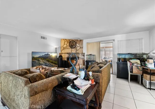 5th image of 13280 Winfield, Panorama City, CA 91402 | MLS# GD26127948