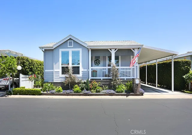 Homes for sale in Tustin, CA | 121 Estrella, Tustin, CA 92780 | MLS# OC26127881