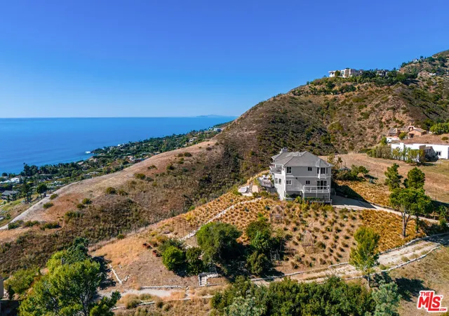 Photo 2 of Single family home for sale at 6007 Trancas Cyn Rd, Malibu, CA 90265 | MLS# 26844599 | Listing updated on 2026-06-23