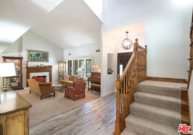 Photo 4 of Sale Pending at 3525 Eddingham Ave, Calabasas, CA 91302 | MLS# 26844875 | Listing updated on 2026-09-24