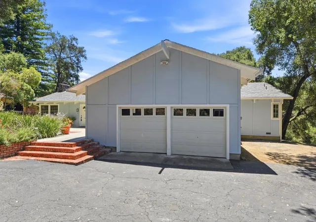 Homes for sale in Saratoga, CA | 13531 Old Oak Wy, Saratoga, CA 95070 | MLS# ML82050724