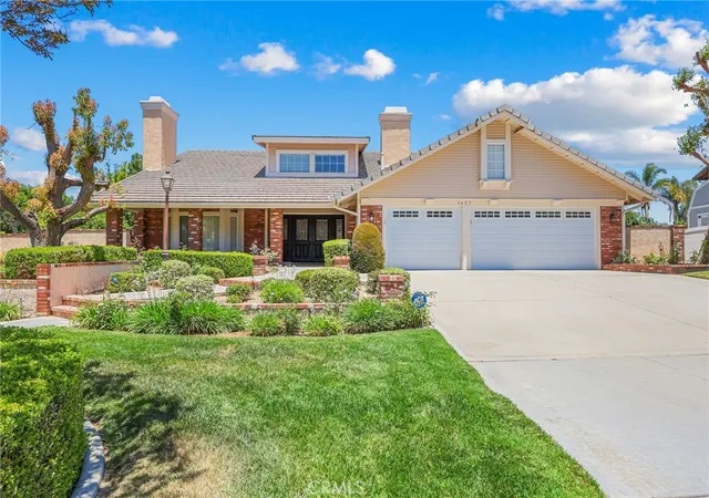 Photo 3 of Sale Pending at 1657 Southport, Riverside, CA 92506 | MLS# PW26108917 | Listing updated on 2026-09-25