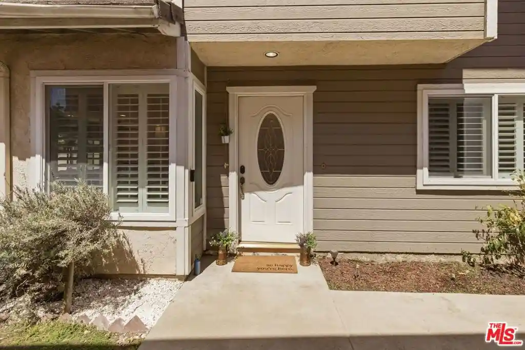 Listing Photo 2 - Condo for sale in 4234 Pepperwood Ln located at 4234 Pepperwood Ln, Chino Hills, CA 91709 - Unit 4234 Pepperwood Ln