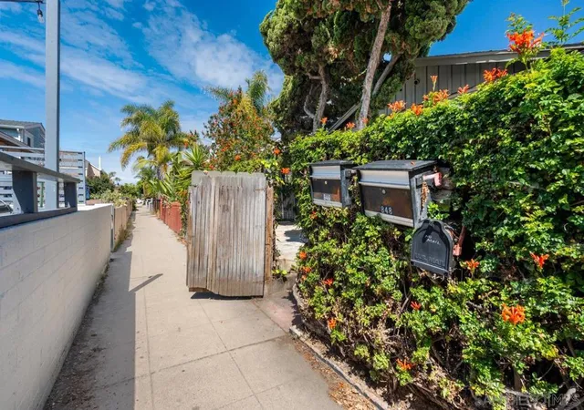 3rd image of 48-844 Isthmus Court, San Diego, CA 92109 | MLS# 260014181SD