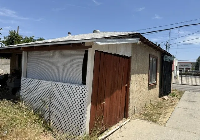 Homes for sale in Reseda, CA | 7408 Baird Ave, Reseda, CA 91335 | MLS# SR26128085