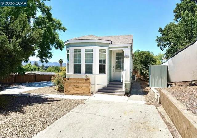 1st image of 91 Terrace Ct, Concord, CA 94518 | MLS# 41138061