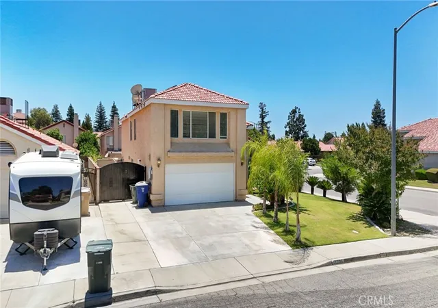 Photo 1 of Single family home for sale at 6225 Galanos Ct, Bakersfield, CA 93313 | MLS# SR26128106 | Listing updated on 2026-10-07