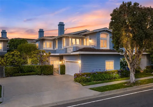 Photo 1 of Condo for sale at 3600 5th, Corona Del Mar, CA 92625 | MLS# OC26127352 | Listing updated on 2026-10-03
