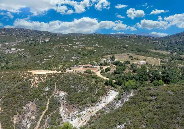 36th image of 27824 Golden Eagle Rd, Ramona, CA 92065 | MLS# NDP2605638