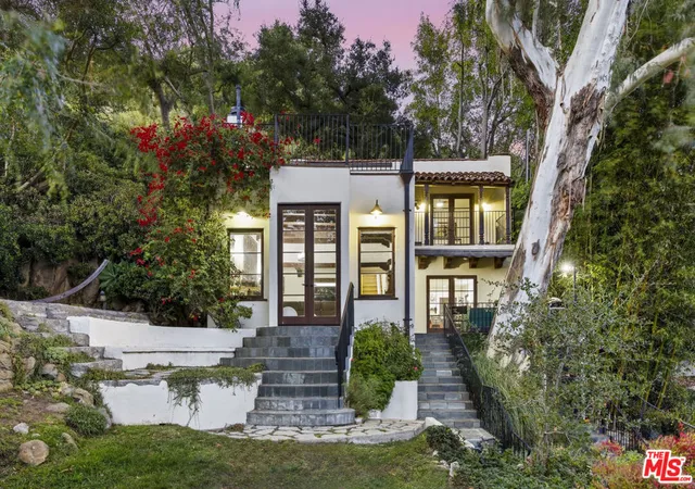 Photo 3 of Single family home for sale at 10037 Reevesbury Dr, Beverly Hills, CA 90210 | MLS# 26846563 | Listing updated on 2026-06-24