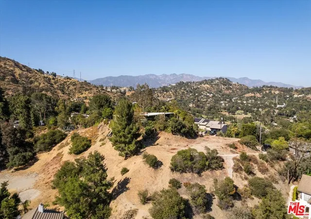 image of 2885 Edgewick Rd, Glendale, CA 91206 | MLS# 26846281