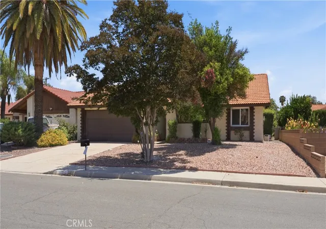 3rd image of 1126 Mayten Tree Ct, Hemet, CA 92545 | MLS# SW26127009