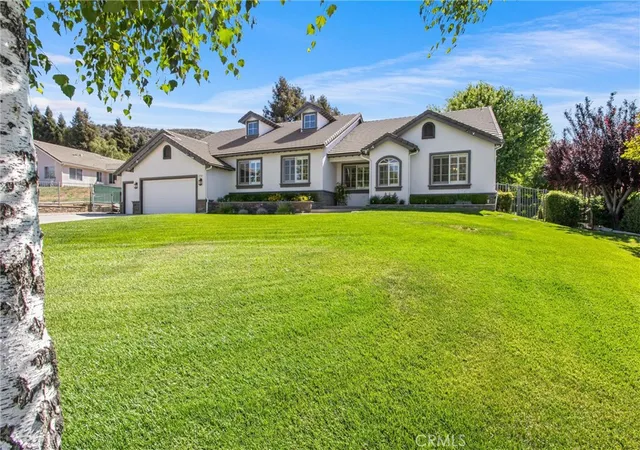 Homes for sale in Yucaipa, CA | 13747 Meadow View Lane, Yucaipa, CA 92399 | MLS# IG26128147