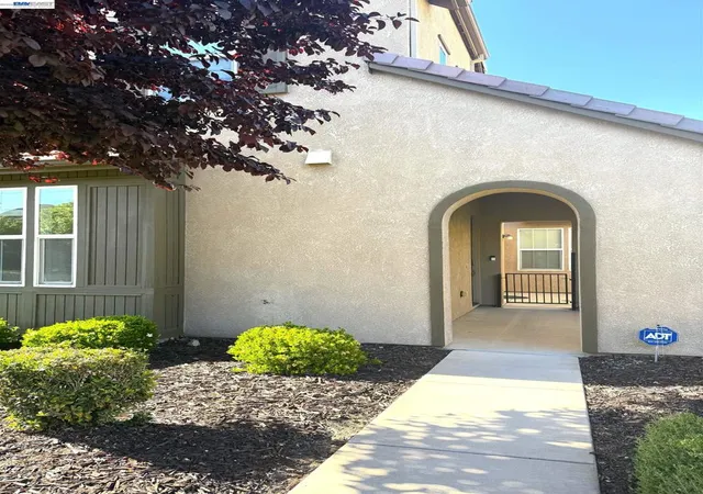 26th image of 277 W Saint Francis Ave, Tracy, CA 95391 | MLS# 41138074