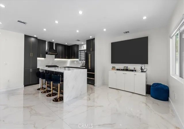 5th image of 8109 Greenbush Ave, Panorama City, CA 91402 | MLS# DW26124979