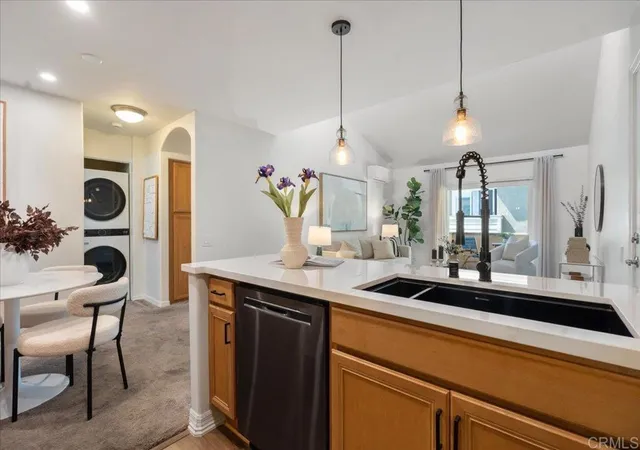 3rd image of 5404 Balboa Arms Dr #469, San Diego, CA 92117 | MLS# NDP2605643