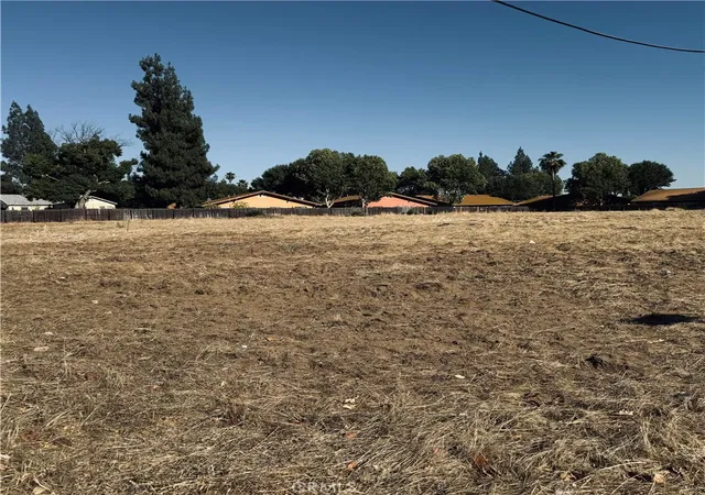 Photo 2 of Land for sale at 127 S Fine, Fresno, CA 93727 | MLS# FR26128213 | Listing updated on 2026-10-06