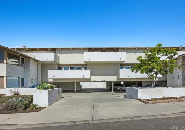 Homes for sale in Carlsbad, CA | 7512 Viejo Castilla Wy #22, Carlsbad, CA 92009 | MLS# NDP2605644