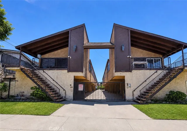 Condo for sale at 9312 Palm St #205, Bellflower, CA 90706 | MLS# IV26128169