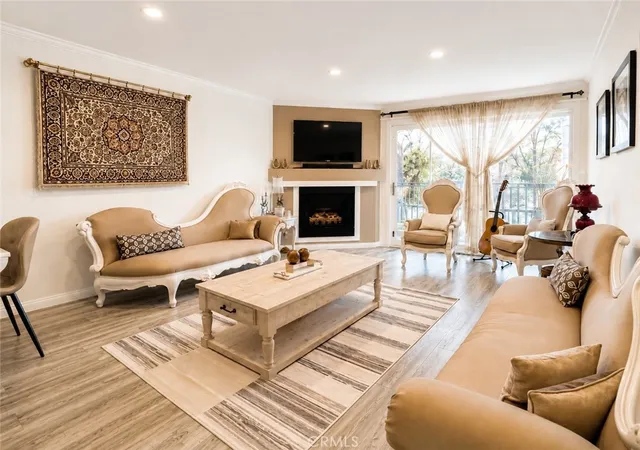 1st image of 5565 Canoga Ave #207, Woodland Hills, CA 91367 | MLS# SR26125936