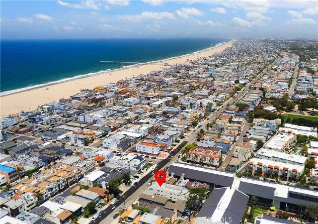 3rd image of 148 Monterey Blvd, Hermosa Beach, CA 90254 | MLS# SB26127216