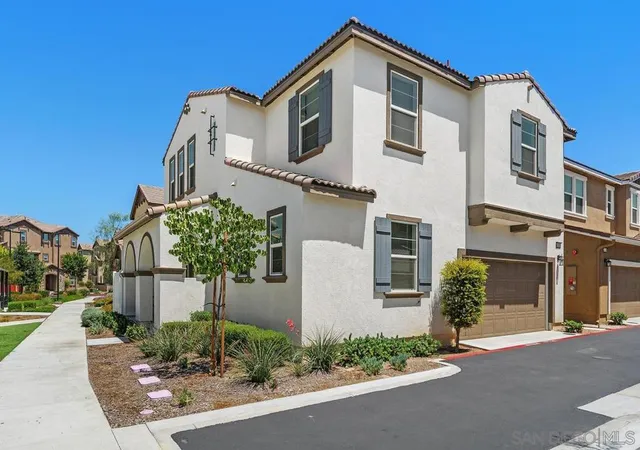 Photo 2 of Sale Pending at 40303 Birchfield Dr, Temecula, CA 92591 | MLS# 260014222SD | Listing updated on 2026-10-05