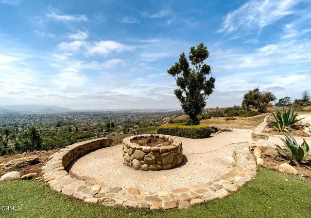 1st image of 55 Santa Cruz Wy, Camarillo, CA 93010 | MLS# V1-36966
