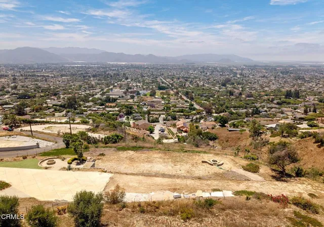 4th image of 55 Santa Cruz Wy, Camarillo, CA 93010 | MLS# V1-36966