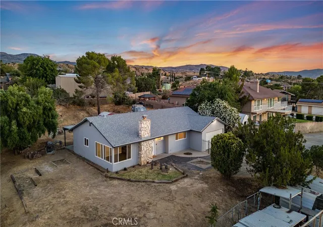 Photo 3 of Single family home for sale at 35920 42nd East, Palmdale, CA 93552 | MLS# SR26127102 | Listing updated on 2026-09-12