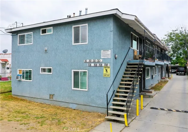 Listing Photo 4 - Condo for sale in building located at 708 Burger Ave, Los Angeles, CA 90022